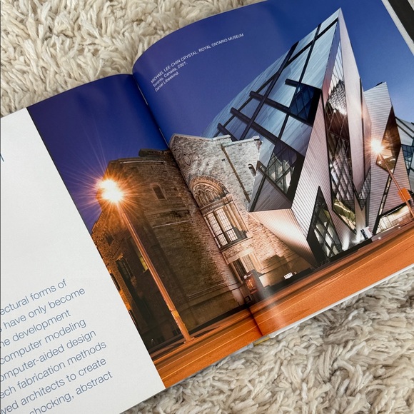 LEGO Architect Book - Gray, Red, Yellow, Blue - Picture 8 of 8